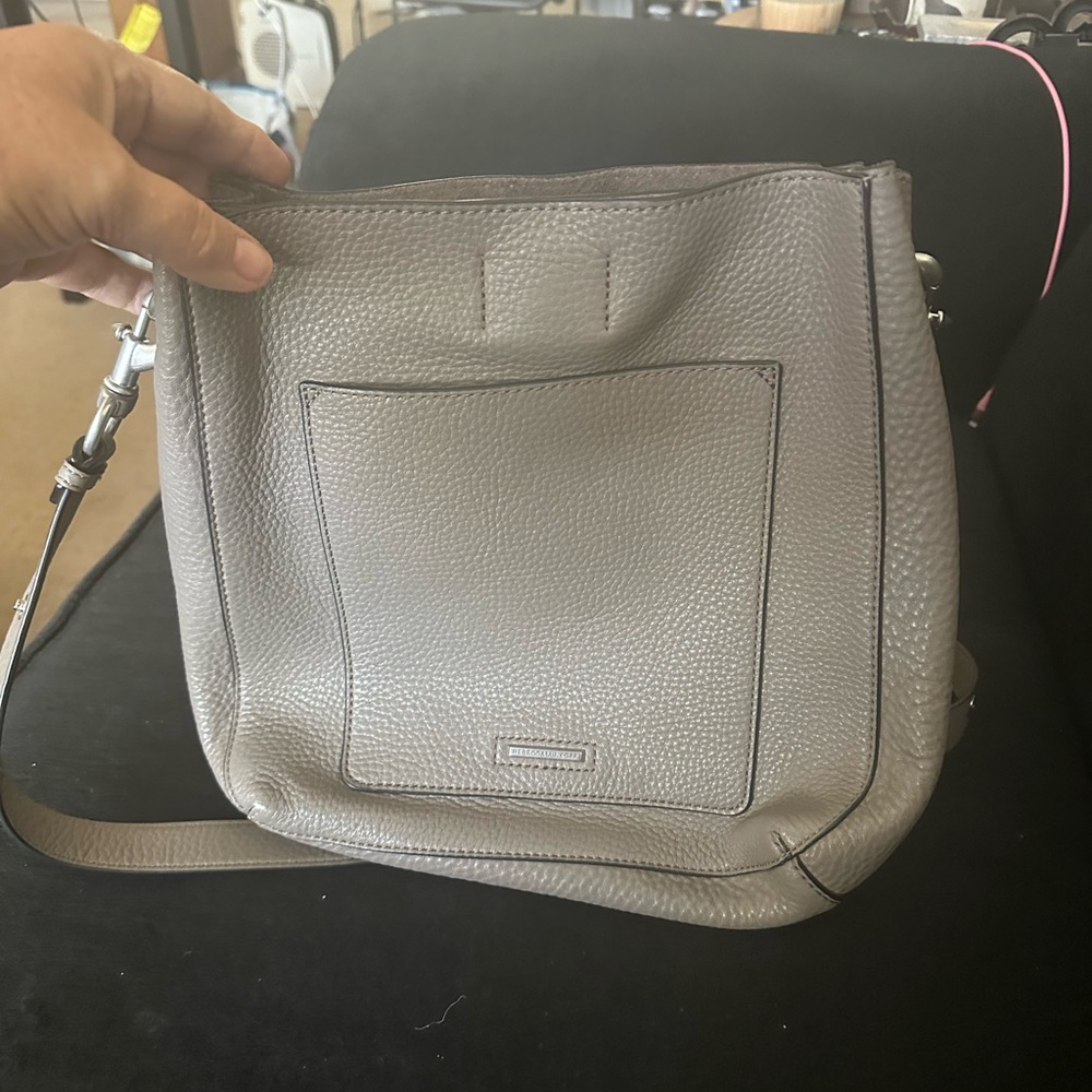 fabulous leather bag with two big compartments - Picture 4 of 7